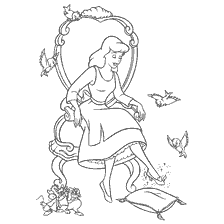 coloriage: Cendrillon avec une chaussure en cristal et des oiseaux