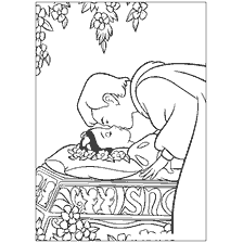 pagina da colorare: Biancaneve e i sette nani: Un bacio di un principe