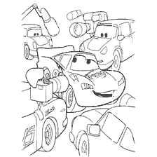 pagina da colorare: Colorazione con Lightning McQueen e altri personaggi