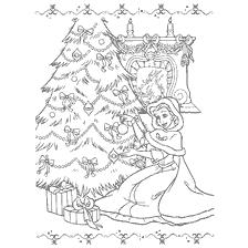 pagina da colorare: Principessa Belle decora l'albero di Natale in un'atmosfera festiva